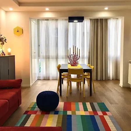 Holiday home Rainbow House *